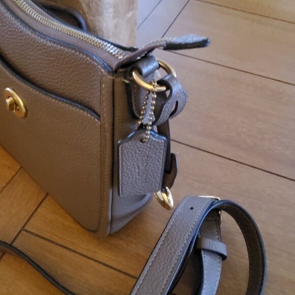 Coach Chaise Crossbody Handbag in Dark Stone CC390 - Picture 2 of 9